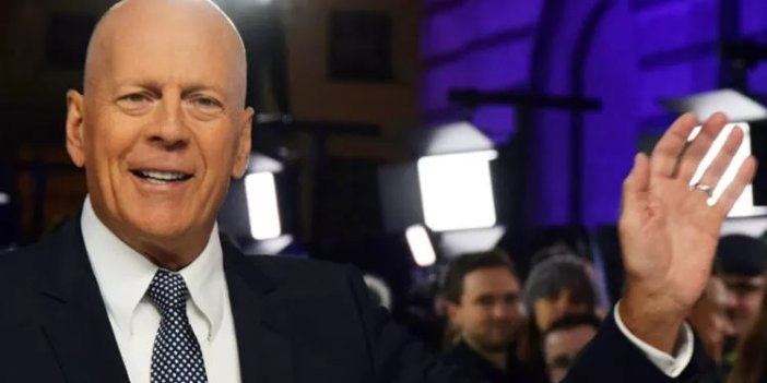 Bruce Willis sinema kariyerine dijital ikiziyle devam edecek. Afazi teşhisi konmuştu