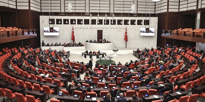 Meclis'in ilk gündemi internette ve sosyal medyada sansür yasası. Gerçeği söyleyen yandı