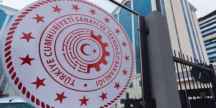 Bakanlık yurtdışından avukat tutup para saçmış. Yine Sayıştay raporuyla ortaya çıktı