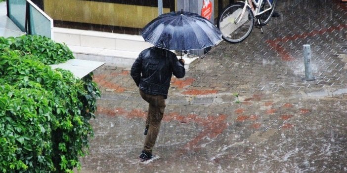 Bu İllerde yaşayanlar dikkat. Sağanak geliyor. Meteoroloji uyardı