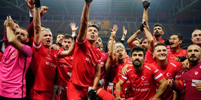 Ampute Futbol Milli Takımı'nın şampiyonluğuna siyasilerden kutlama