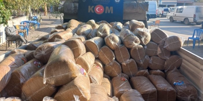 998 kilo kaçak tütün ele geçirildi