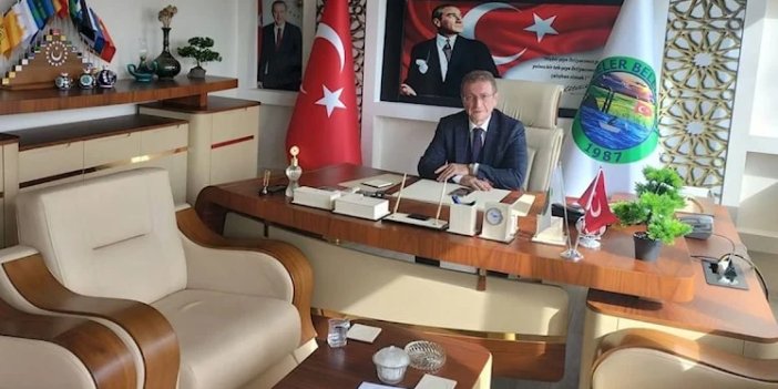 AKP'li meclis üyeleri toplantılara katılmamıştı. Belediyeye kayyum atandı