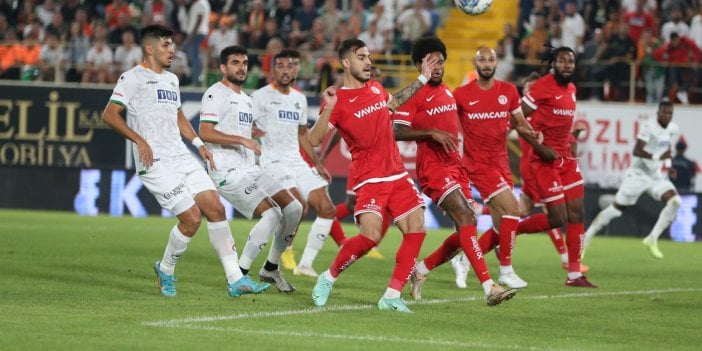 Akdeniz derbisinde kazanan Alanyaspor oldu