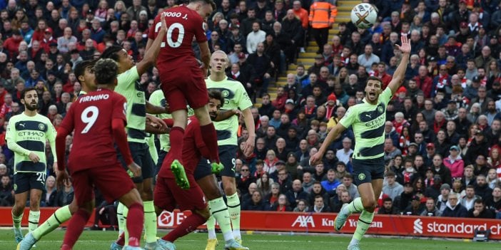 Anfield'da Liverpool Salah'la kazandı