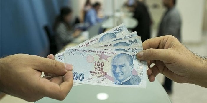 Öğrencilerin burs miktarı 500 liraya çıkartıldı