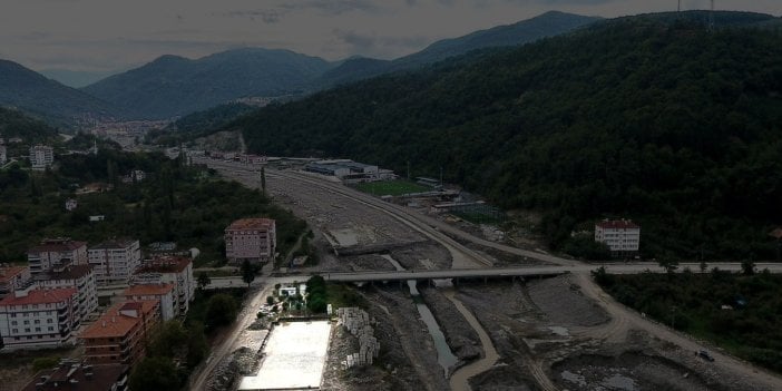 70 kişinin öldüğü selde taşan derenin yatağına okul yapılacak. Felaketlerden ders çıkarılmadı