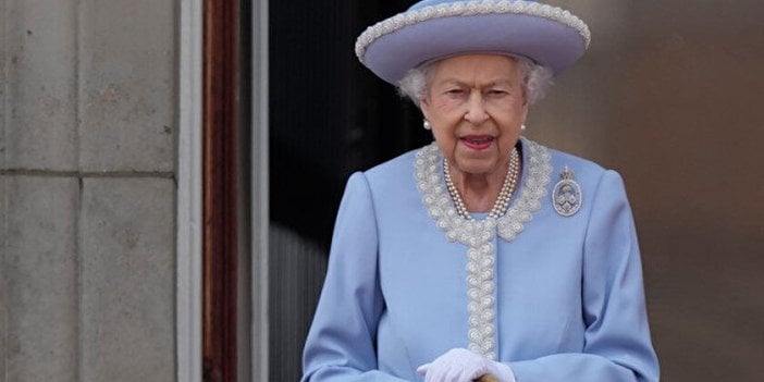 İngiltere Kraliçesi Elizabeth’in gizli planı ortaya çıktı.  Tartışmalı Prensler Harry ve Andrew’in bir yetkileri daha ellerinden alınıyor