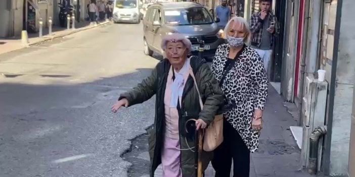 İstanbul'da taksici rezaleti. Yaşlı iki kadını görmezden gelip yanlarından geçtiler