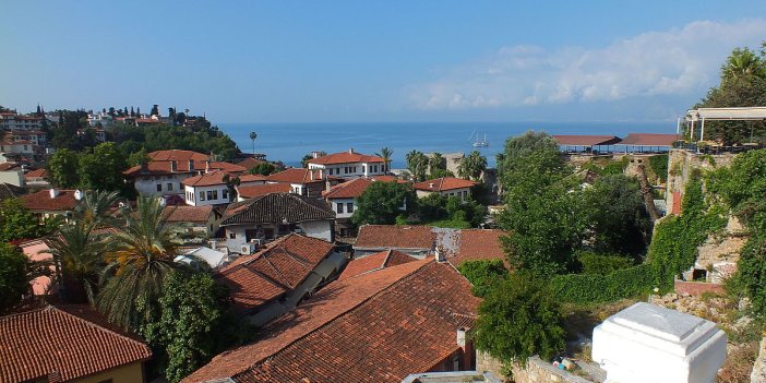 Antalya Muratpaşa’da icradan satılık asma katlı dükkan