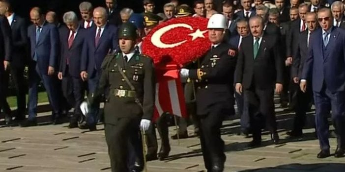 Devlet erkanı Anıtkabir'de