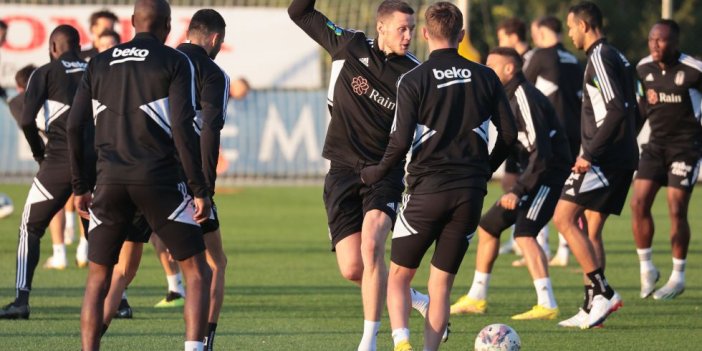 Şenol Güneş Ümraniye kadrosunu açıkladı: 5 futbolcuyu almadı