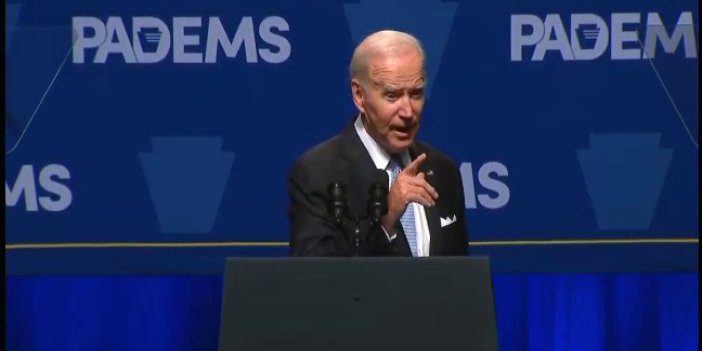 Biden'ın gaflarına her gün yenisi ekleniyor. Başkanı olduğu ülkenin eyalet sayısını karıştırdı