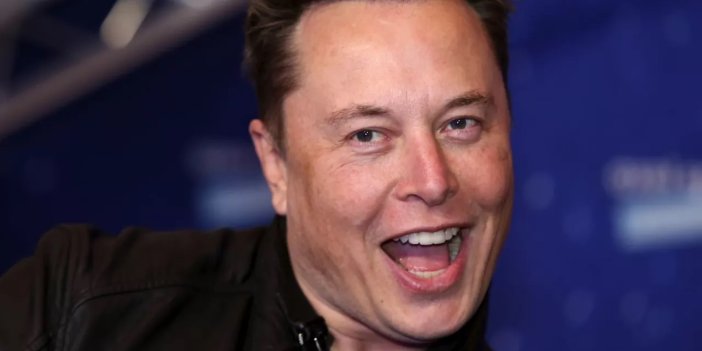 Elon Musk 122 milyon dolar tazminattan böyle yırtacak. Twitter yöneticilerinin işine hemen son vermişti. Dünya böyle çakallık görmedi