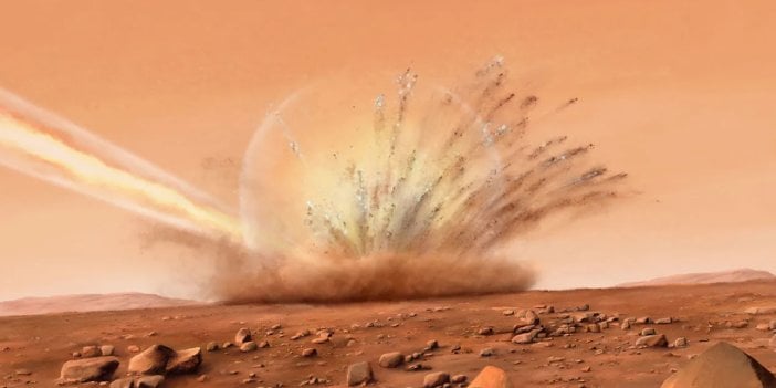 Mars'a meteor çarptı. Bilim insanları meteorun boyutunu öğrenince şaştı kaldı