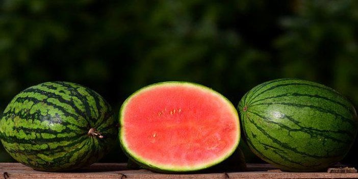 Kabak karpuz seçip paranızın boşa gitmesine son! Bu püf noktalarla en tatlı karpuzu seçebileceksiniz