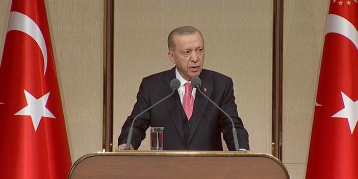 Erdoğan bir kez daha anayasa değişikliği dedi