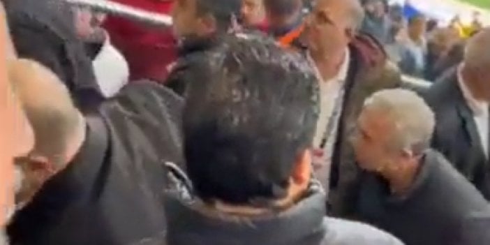 Kendisini görünce 'Erdoğan' diye slogan atan Kasımpaşa taraftarına Mansur Yavaş çok konuşulacak cevap verdi