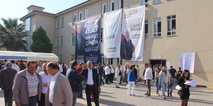 Antakya Ticaret ve Sanayi Odası seçimini Suriyelilerin desteklediği aday kazandı 7130 delegenin 2600'ünün Suriyeli olduğu iddia edildi