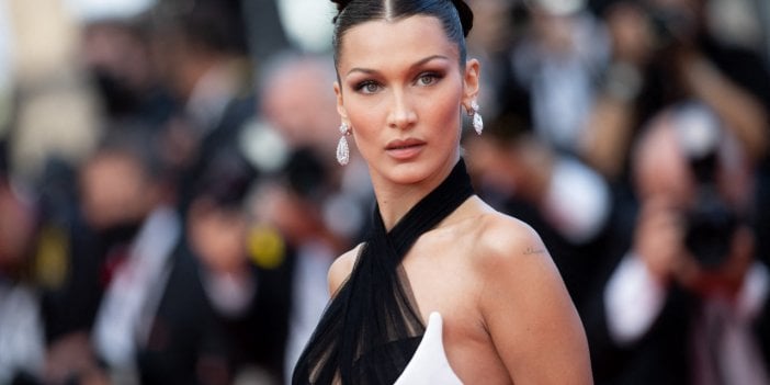 Dünyaca ünlü model Bella Hadid hastanelik oldu. Moraran vücudu endişe uyandırdı