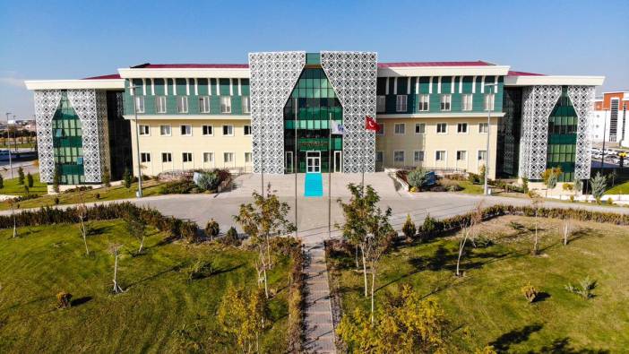 Aksaray Üniversitesi personel alacak (10 Kasım 2022)