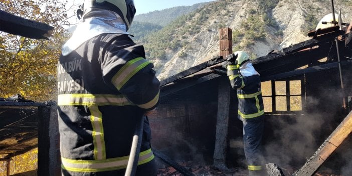 Müstakil evin çatısında yangın paniği