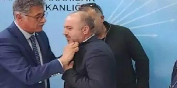 Yeniden Refah Partisi'nde CHP depremi. Afyonkarahisar Kurucu İl Başkanı ve ekibi CHP'ye katıldı