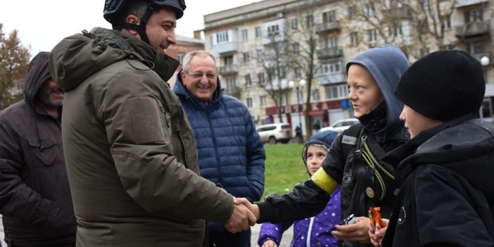 Türkiye’nin Kiev Büyükelçisi Yağmur Ahmet Güldere, Mikolayiv ve Herson’u ziyaret etti