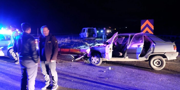 Otomobil, polis aracına çarptı. Çok sayıda yaralı var