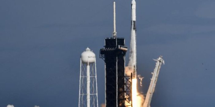 4 tonluk gıda yola çıktı. SpaceX’ten uzayda yaşam için yeni adım