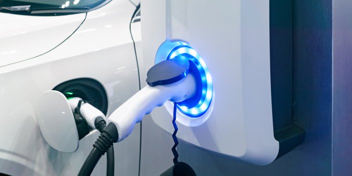 Elektrikli otomobiller kaç dakikada şarj olacak