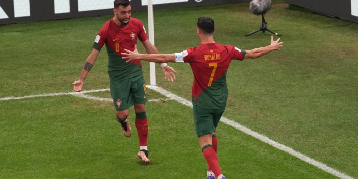 Golü kim attı? tartışması. Urugay maçında golü Ronaldo mu Fernandes mi attı. Gol kime yazıldı?