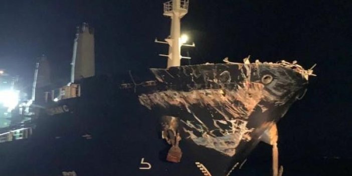 İstanbul Ahırkapı'da iki gemi çarpıştı. Kaza anbean kameraya yansıdı