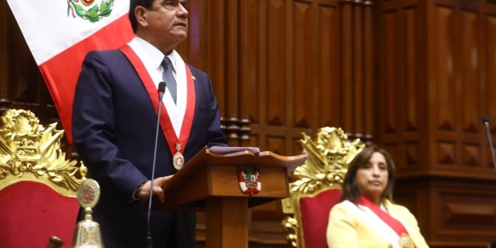 Peru’da yeni devlet başkanı Dina Boluarte göreve başladı