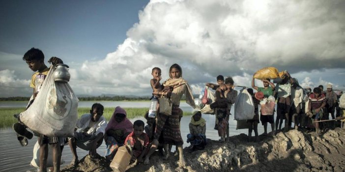 BM, Myanmar açıklarında mahsur kalan Arakanlı mültecilerin acilen kurtarılmasını istedi