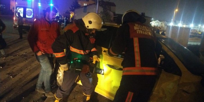 Malatya'da iki otomobil çarpıştı: 3 yaralı