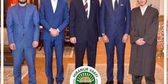 İçişleri Bakanı Soylu’nun Hiranur Vakfı’nın yöneticileriyle fotoğrafı ortaya çıktı