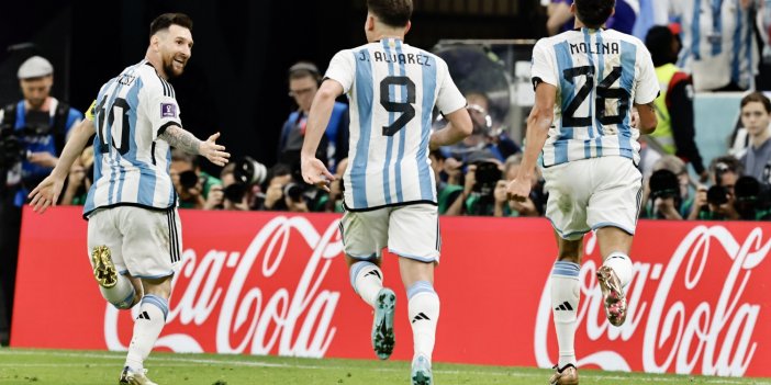 Arjantin Dünya Kupası'nda yarı finalde