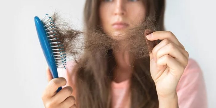 Saçlarınız bu yüzden tel tel dökülüyor. Gür ve sağlıklı saçlara kavuşmak için 10 mucize yöntem