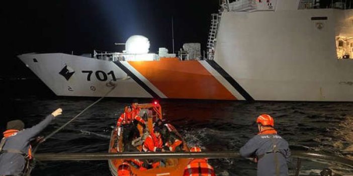 Ayvalık açıklarında 53 düzensiz göçmen yakalandı