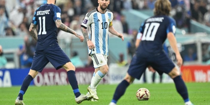 Nefes kesen maçta ilk gol: Messi 90'a attı