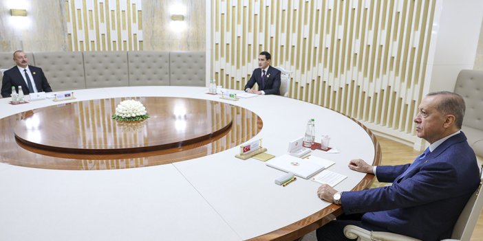 Cumhurbaşkanı Erdoğan, Türkmenistan ve Azerbaycanlı mevkidaşlarıyla bir araya geldi