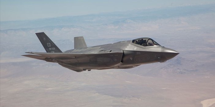 ABD’de F-35B savaş uçağı iniş sırasında düştü