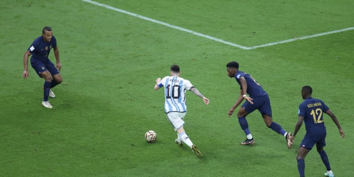 Arjantin Messi ile yeniden öne geçti