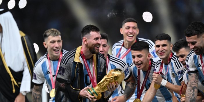 Messi'nin kupayı kaldıracağını 7 yıl önce bildi. Arjantin-Fransa maçı sonrası ortaya çıkan paylaşım gündem oldu