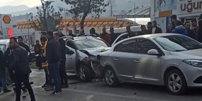 Bitlis’te zincirleme kaza: 3 yaralı