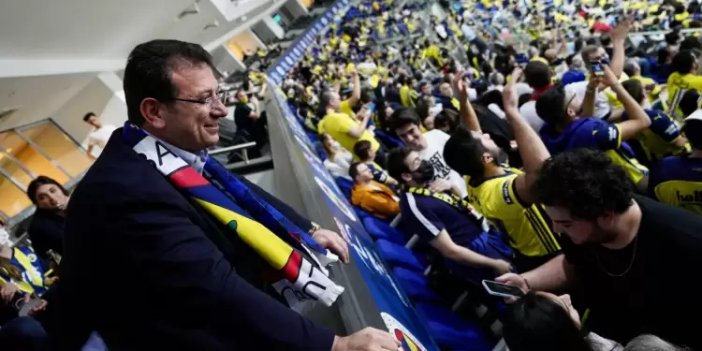 İmamoğlu'na Fenerbahçe taraftarından destek. Ekrem başkan tezahüratı yaptılar