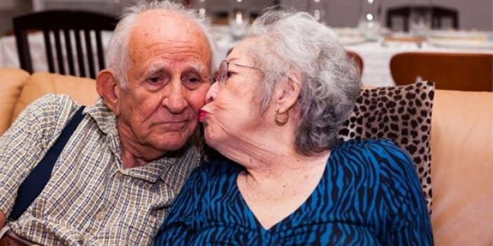 Evli olmak Alzheimer’ı önlüyor mu?