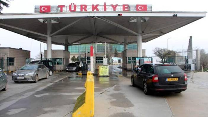 Ucuz ülke Türkiye’ye yılbaşı alışverişi akını! 1 Leva 10 lirayı aştı Bulgarlar sınırı geçme yarışına girdi