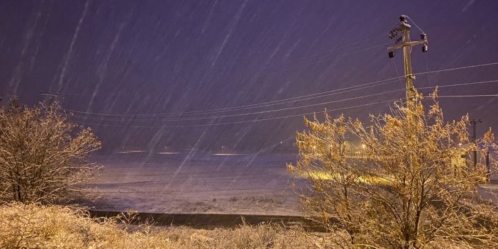 Çankırı'da kar yağışı etkili olmaya başladı 
